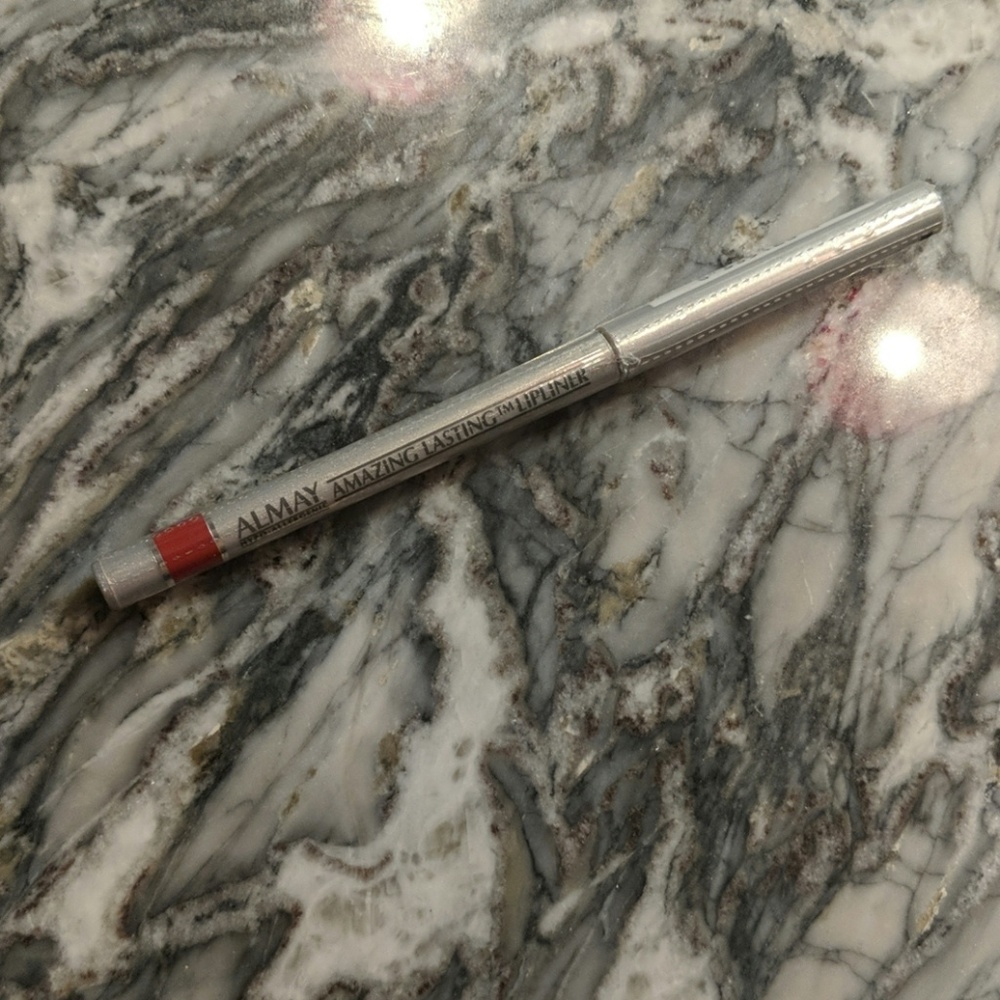 Almay Lipliner